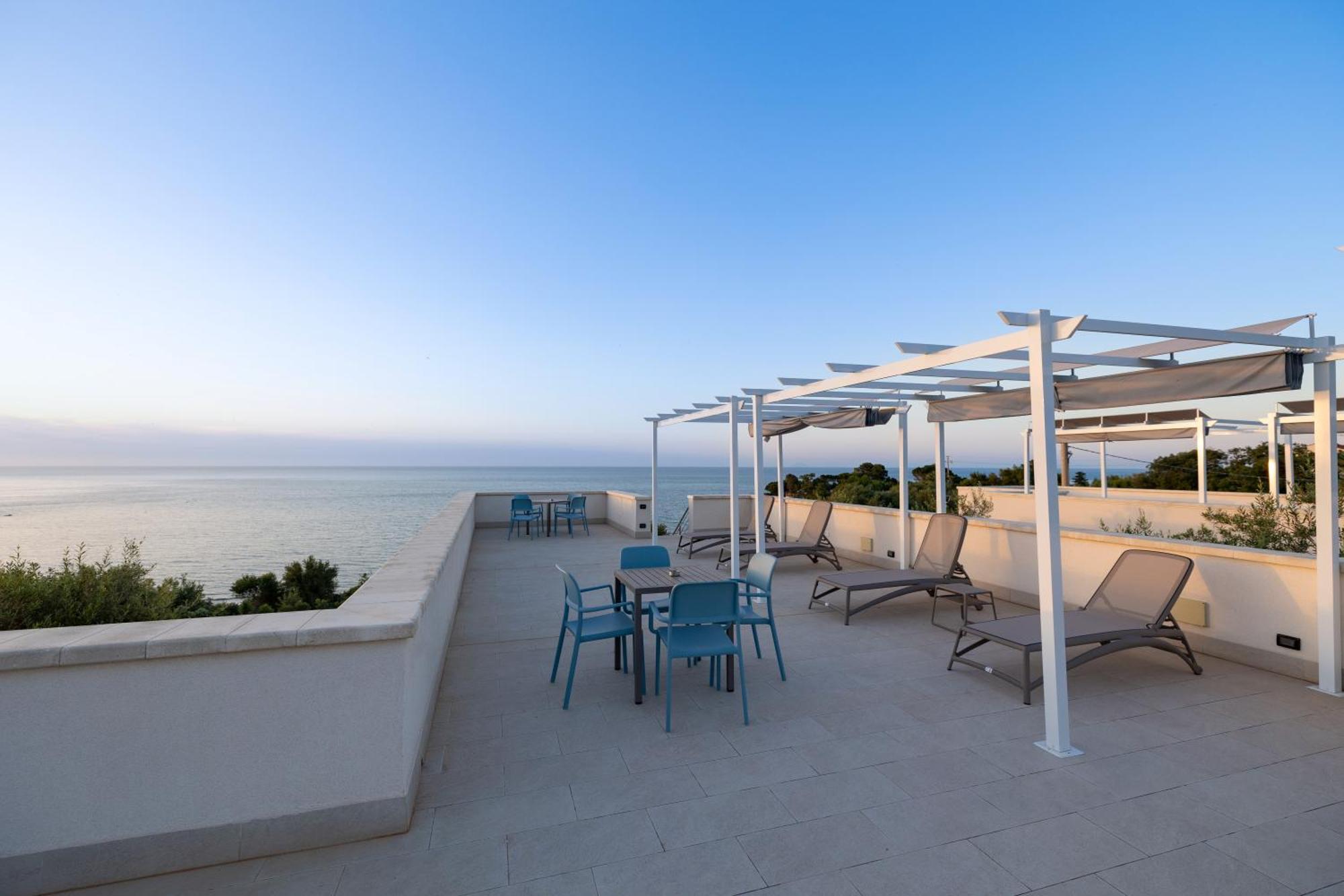 Aura Maris Beach Residence Mazzaforno Чефалу Экстерьер фото